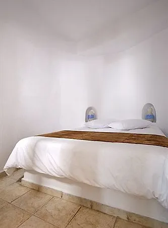 Ξενοδοχείο με διαμερίσματα Vista Mare