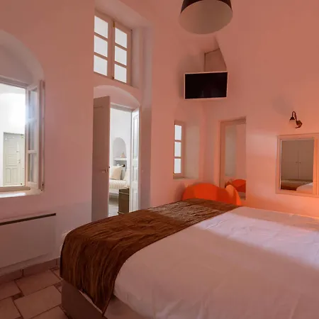 Ξενοδοχείο με διαμερίσματα Vista Mare