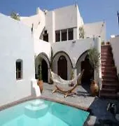 Ξενοδοχείο με διαμερίσματα Vista Mare 3*